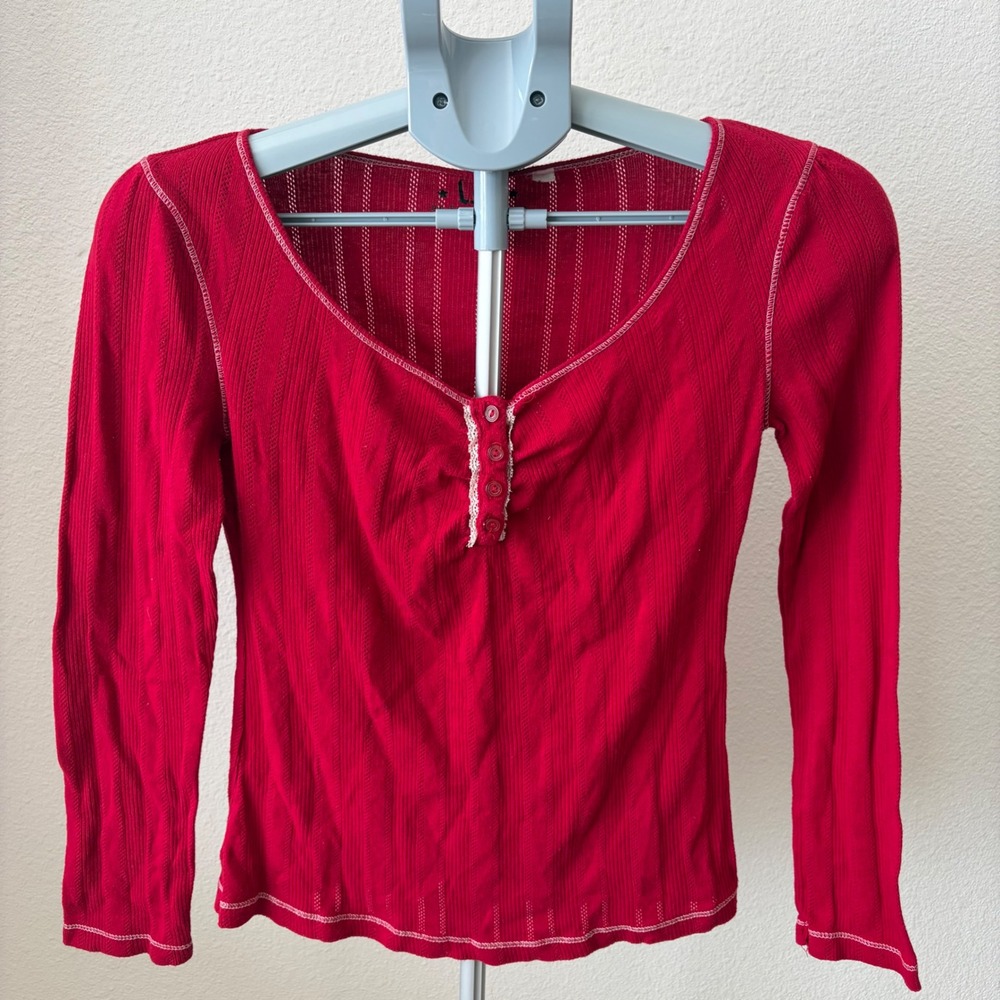 L.E.I. Pointelle Henley Top Women Junior L Red Lace Trim Contrast Stitch Y2K